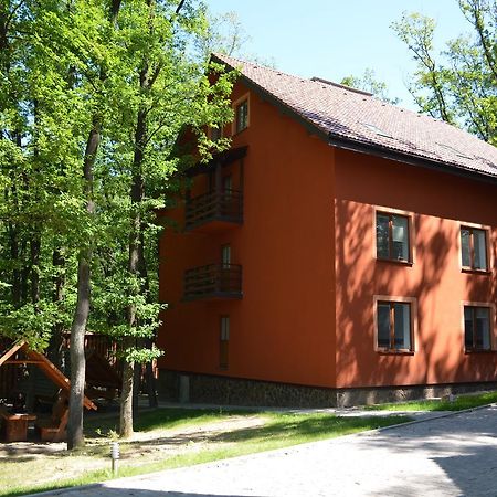 אוזהורוד Praha Park Hotel מראה חיצוני תמונה