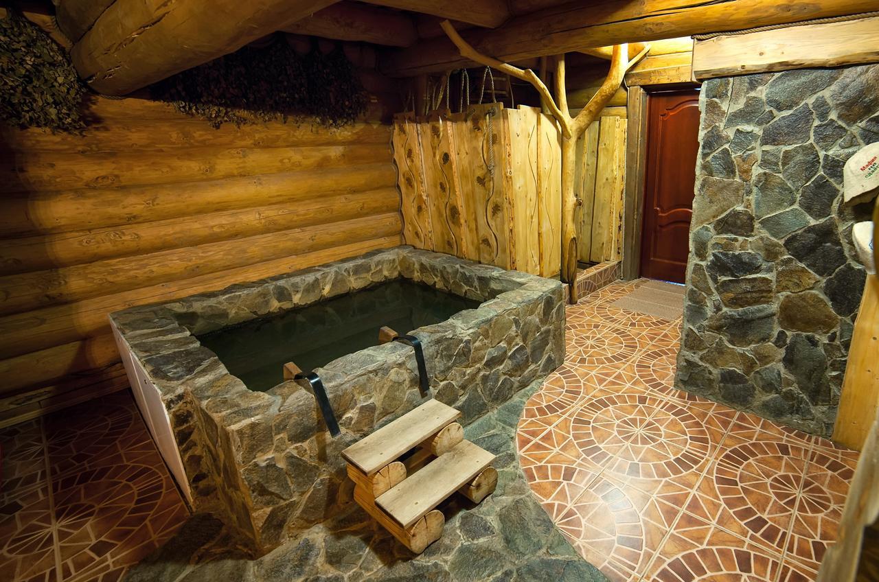 אוזהורוד Praha Park Hotel מראה חיצוני תמונה
